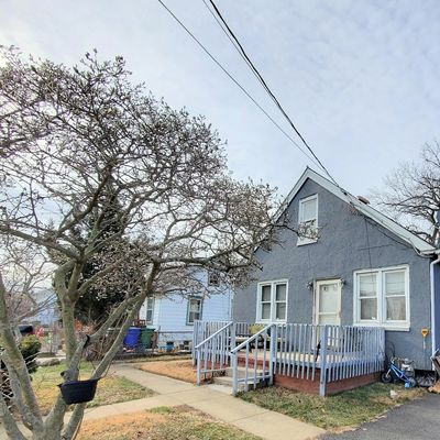 702 E Hazeldell Ave, New Castle, DE 19720