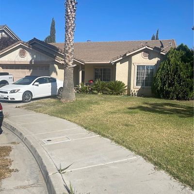 704 Rhine Ct, Los Banos, CA 93635