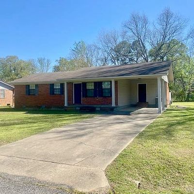 705 W Fisher St, Beebe, AR 72012