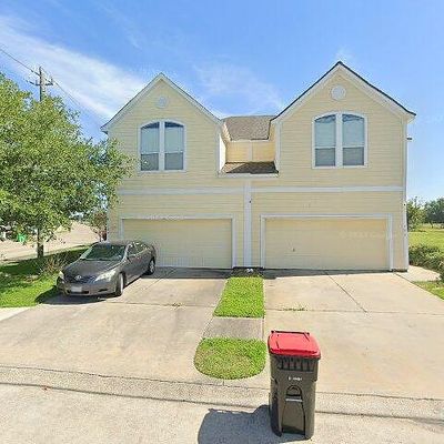 706 San Jacinto Cir, Baytown, TX 77521