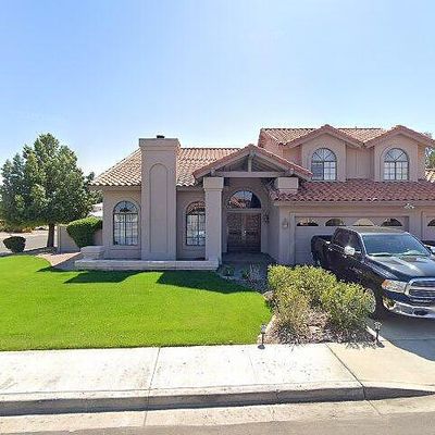 7101 W Sack Dr, Glendale, AZ 85308