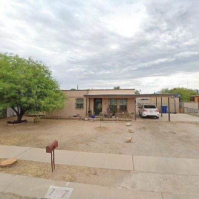 7137 E Freestone Dr, Tucson, AZ 85730