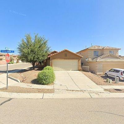 730 W Flaming Arrow Dr, Green Valley, AZ 85614