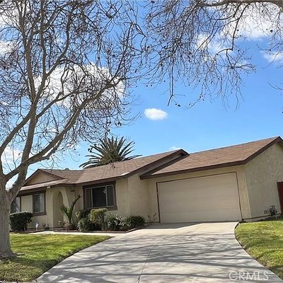 732 S Arrowhead Ave, Rialto, CA 92376