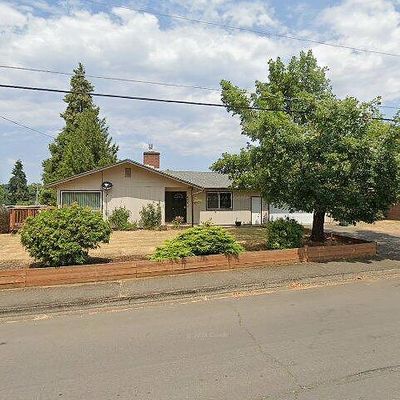 600 Lincoln Ave, Cottage Grove, OR 97424