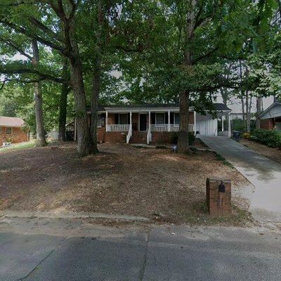 6005 Spruce Ave, Forest Park, GA 30297