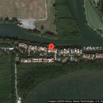 6146 Paradise Point Dr, Palmetto Bay, FL 33157