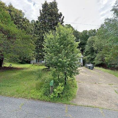 6318 Chigwell Trl, Tobaccoville, NC 27050