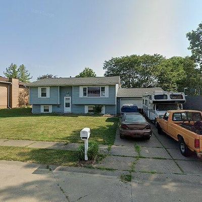 644 W 64 Th St, Davenport, IA 52806