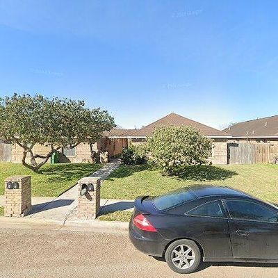 808 W Bronze Dr, Pharr, TX 78577