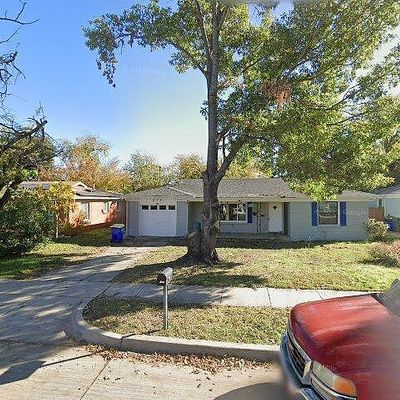 809 Odie Dr, Fort Worth, TX 76108