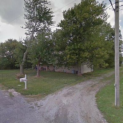809 S Lincoln St, Mount Olive, IL 62069