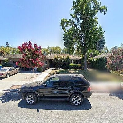 810 Eschenburg Dr, Gilroy, CA 95020