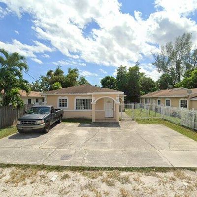 810 Nw 110 Th St, Miami, FL 33168