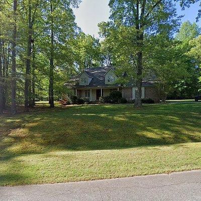 811 Troublesome Creek Dr, Greensboro, NC 27455