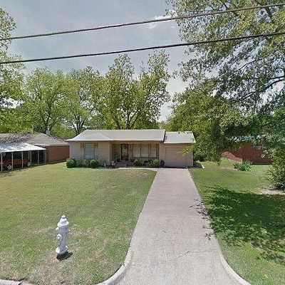 811 W State St, Terrell, TX 75160