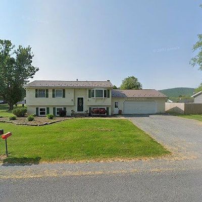 82 Wagner Rd, Jersey Shore, PA 17740
