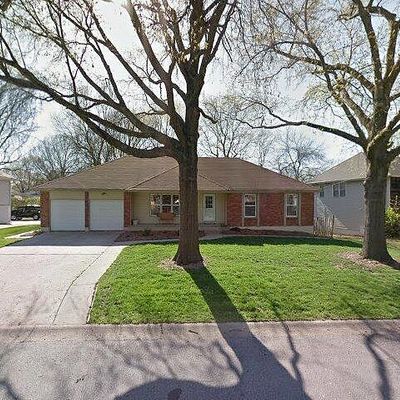 825 Nw 12 Th St, Blue Springs, MO 64015