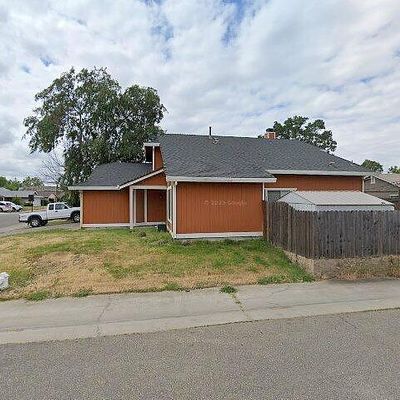 8266 Winkler Way, Sacramento, CA 95828