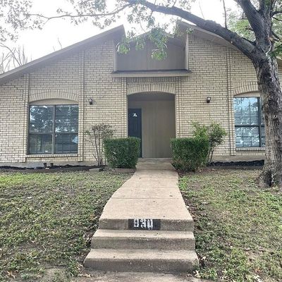 830 Timberline Ave, Desoto, TX 75115