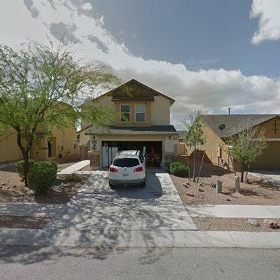 8395 W Razorbill Dr, Tucson, AZ 85757