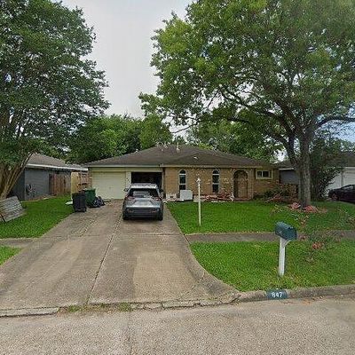 847 Silverpines Rd, Houston, TX 77062