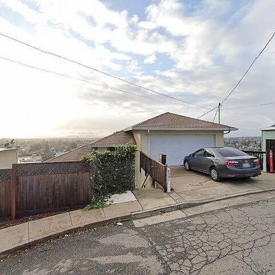 8501 Thermal St, Oakland, CA 94605