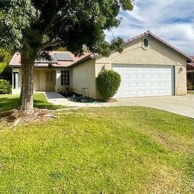 8506 Cape Flattery Dr, Bakersfield, CA 93312
