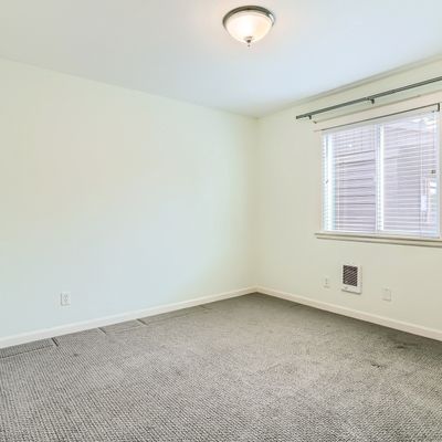 8833 N Syracuse St #8, Portland, OR 97203