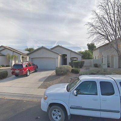 885 S Roanoke St, Gilbert, AZ 85296