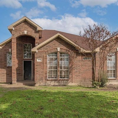 8902 Merritt Rd, Rowlett, TX 75089