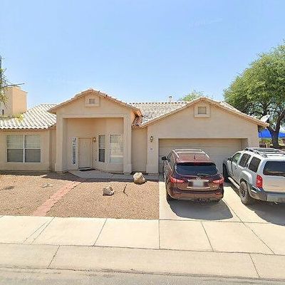 8901 N Willeta Dr, Tucson, AZ 85743