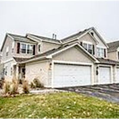 891 Providence Dr, Shakopee, MN 55379