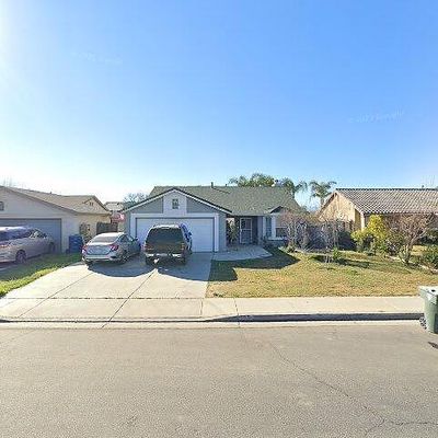 905 Lost Trail Way, Bakersfield, CA 93307