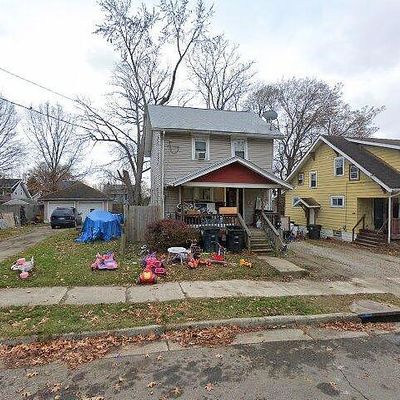910 Chester Ave, Akron, OH 44314