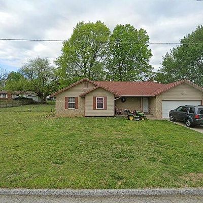 913 Dabney St, Nixa, MO 65714