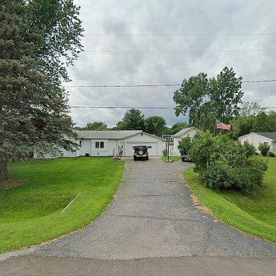 7447 Johnson Rd, Flushing, MI 48433