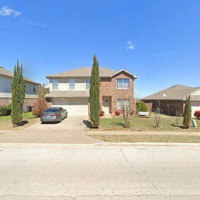 7533 Brentwood Stair Rd, Fort Worth, TX 76112