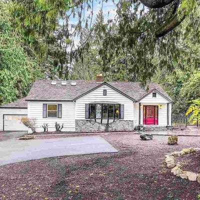7555 Sw Canyon Rd, Portland, OR 97225
