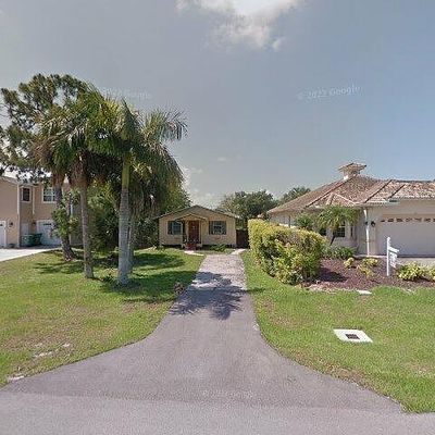 758 107 Th Ave N, Naples, FL 34108