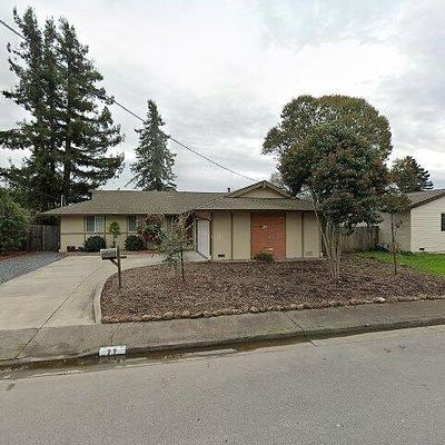 77 Jess Ave, Petaluma, CA 94952