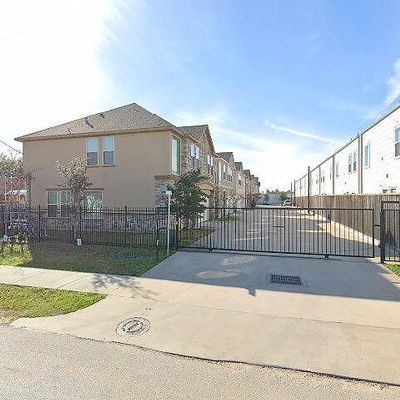 7707 Shannon Dr, Houston, TX 77055