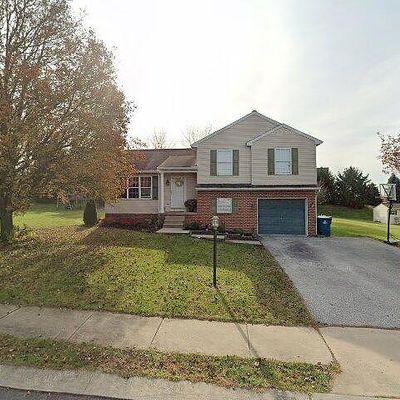 80 Beechwood Dr, Manchester, PA 17345