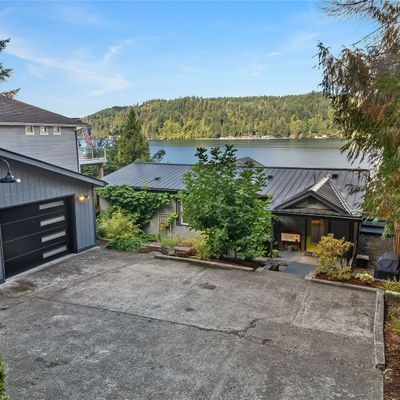 80 E Pebble Beach Ln, Union, WA 98592