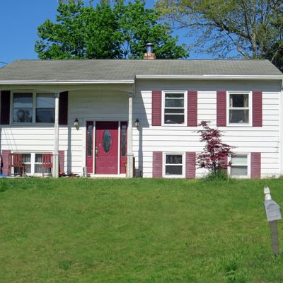 10 Evening Star Dr, Seymour, CT 06483