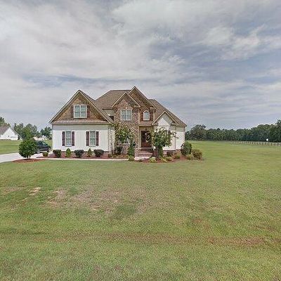 1030 Red Oak Hills Rd, Nashville, NC 27856