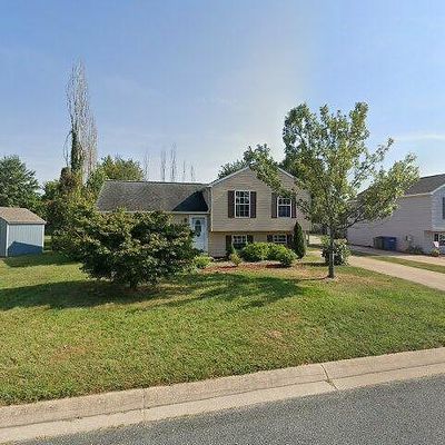 915 Oxford Ave, Aberdeen, MD 21001