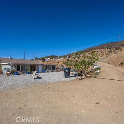 9555 Hierba Rd, Agua Dulce, CA 91390