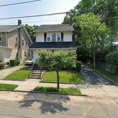 12 Forest St, Belleville, NJ 07109