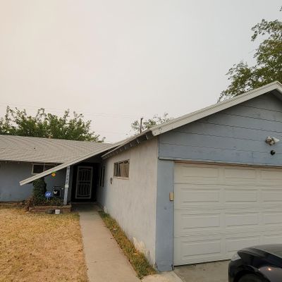 1202 W Avenue J8, Lancaster, CA 93534